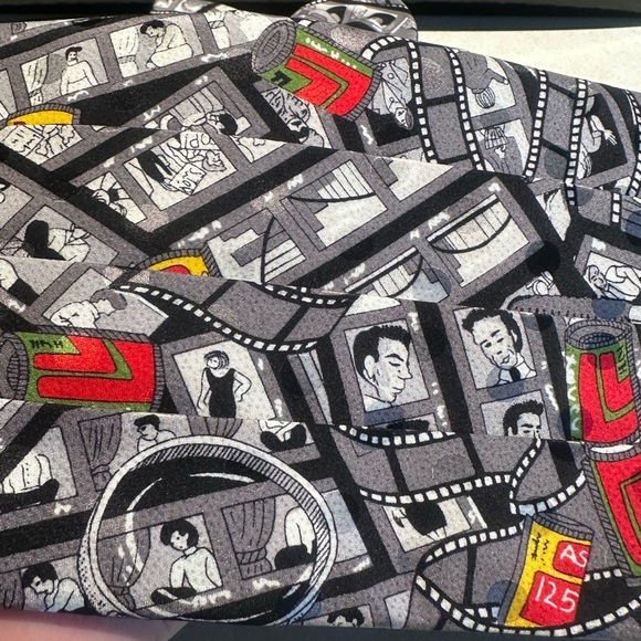 Nicole Miller Elegant Vintage 1990’s Novelty MOVIE Design Cummberbund & Bow Tie - Picture 4 of 9